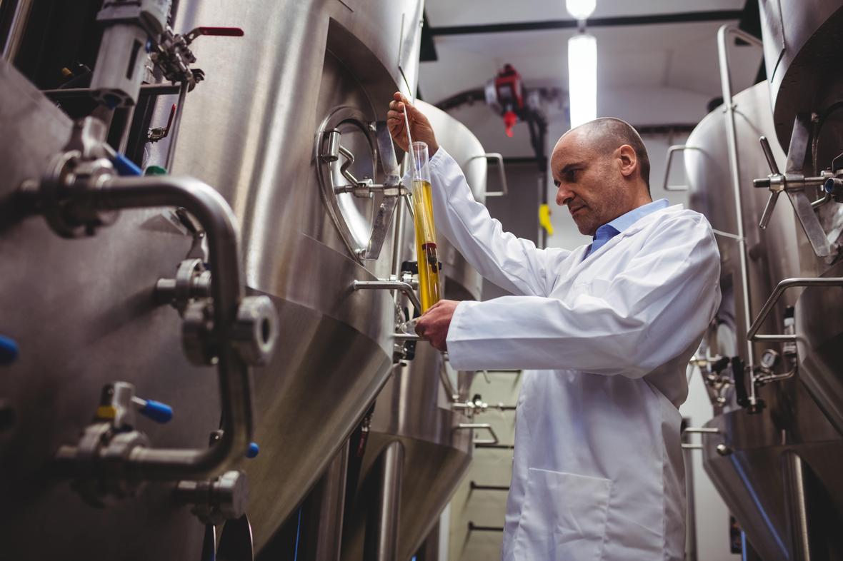 Extraction New AdobeStock 129557513 min