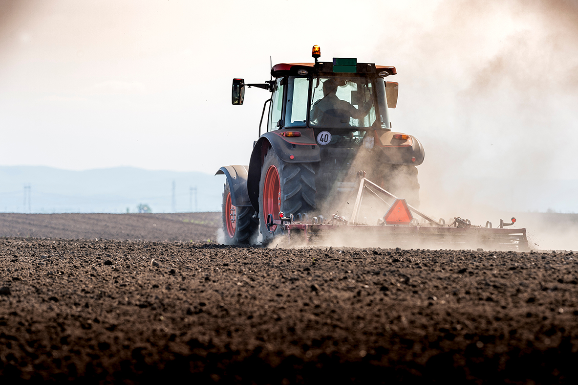 farmer services tractor